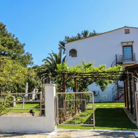 Hotel Vlachogiannis Prínos